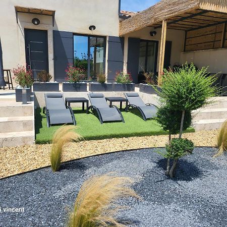Villa Paradou Luaran gambar